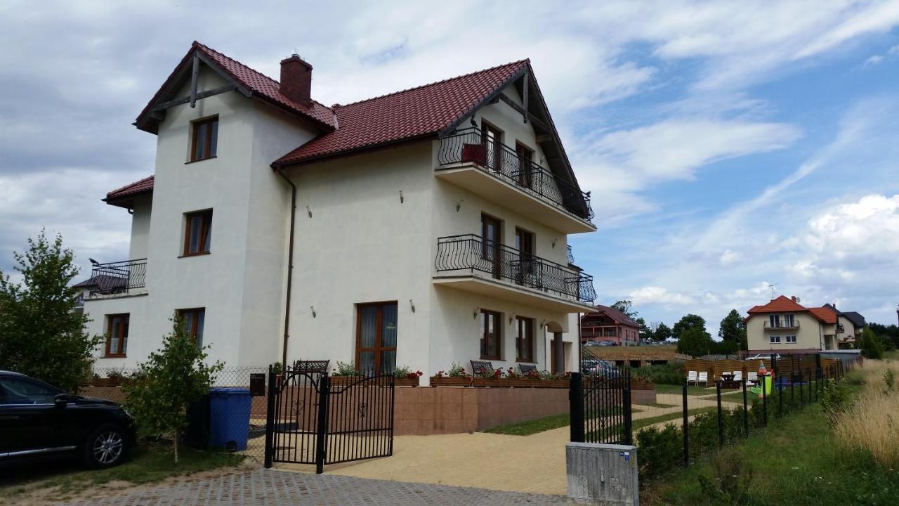 Willa Admiralska Jaroslawiec Bagian luar foto