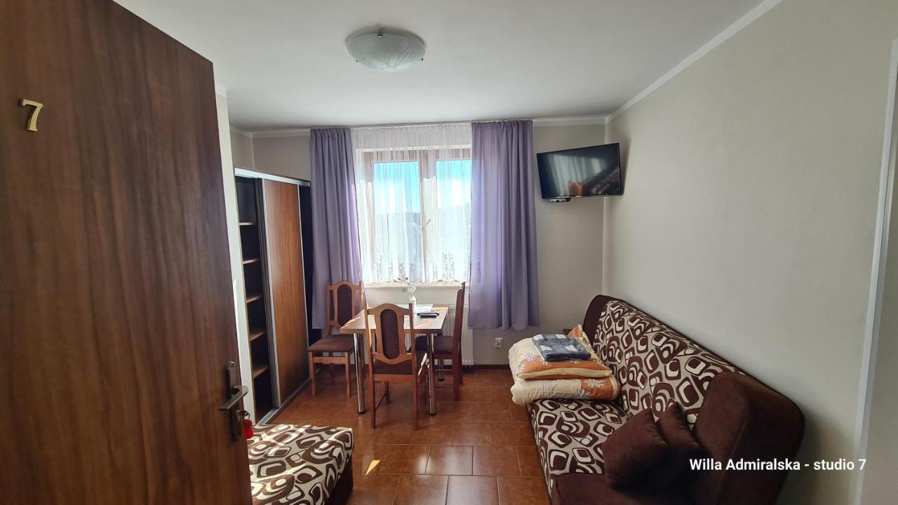 Willa Admiralska Jaroslawiec Bagian luar foto